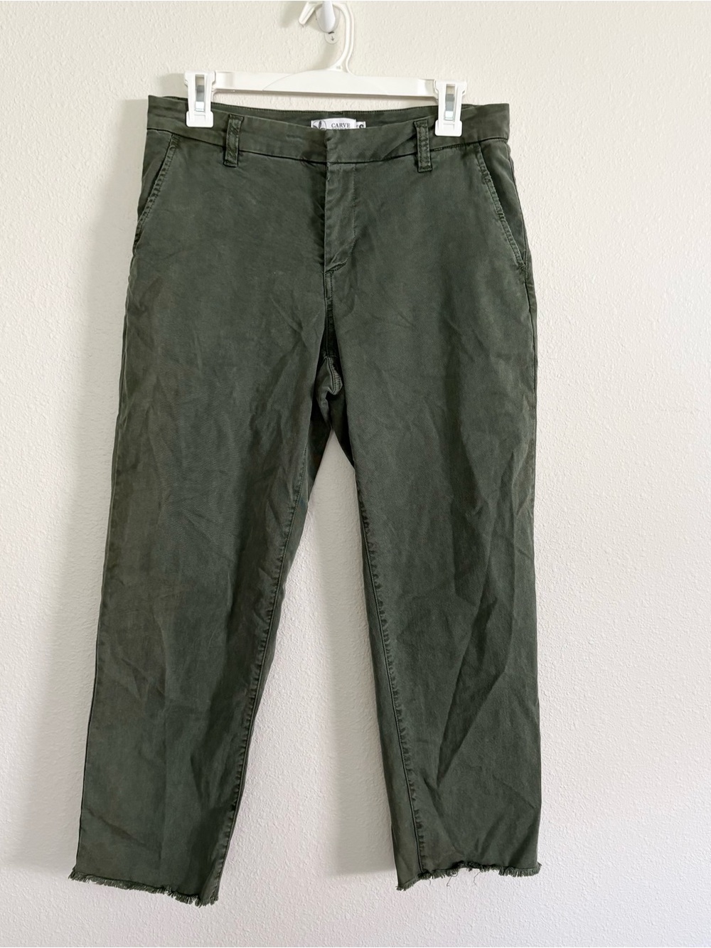 Carve Designs Pants Olive Green Organic Cotton Cropped Pants Raw Hem Size 4